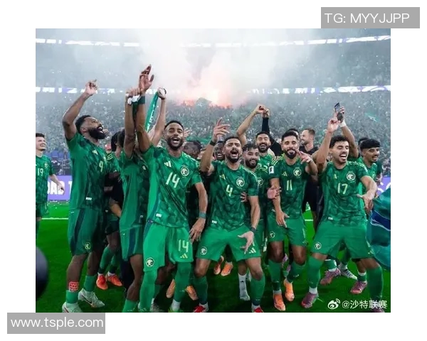 众多足球明星纷纷加盟沙特联赛引发全球关注与热议