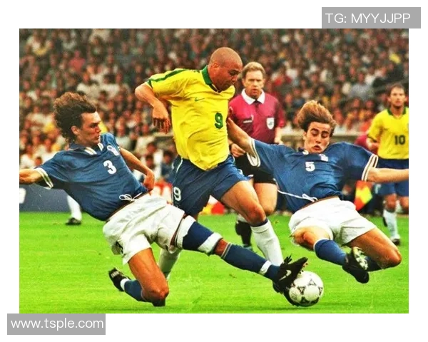 足球明星牌面图片大全汇总展示各大球星风采与魅力尽在其中